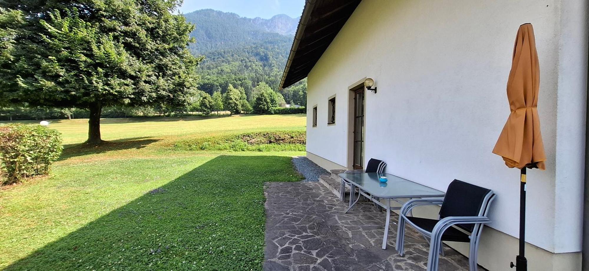 Ferienwohnungen Schloss Wasserleonburg Noetsch Phòng bức ảnh